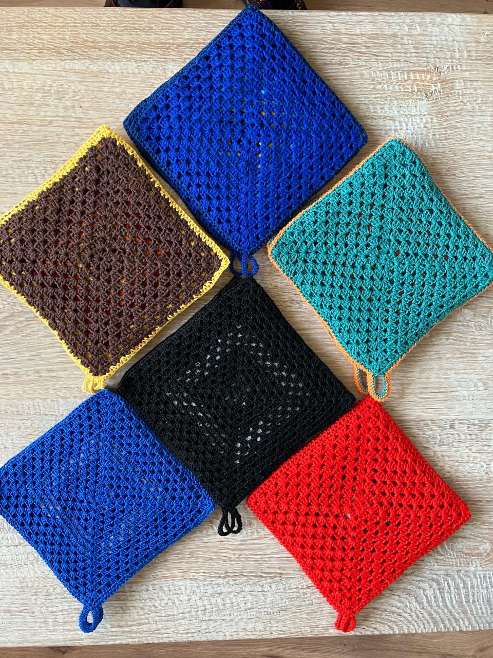 Dubbel nieuwe gehaakte pannenlappen