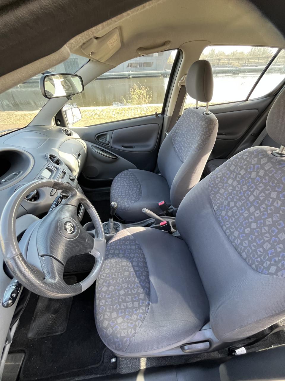 Toyota Yaris 1.3 5 deurs 151.000 km N.A.P