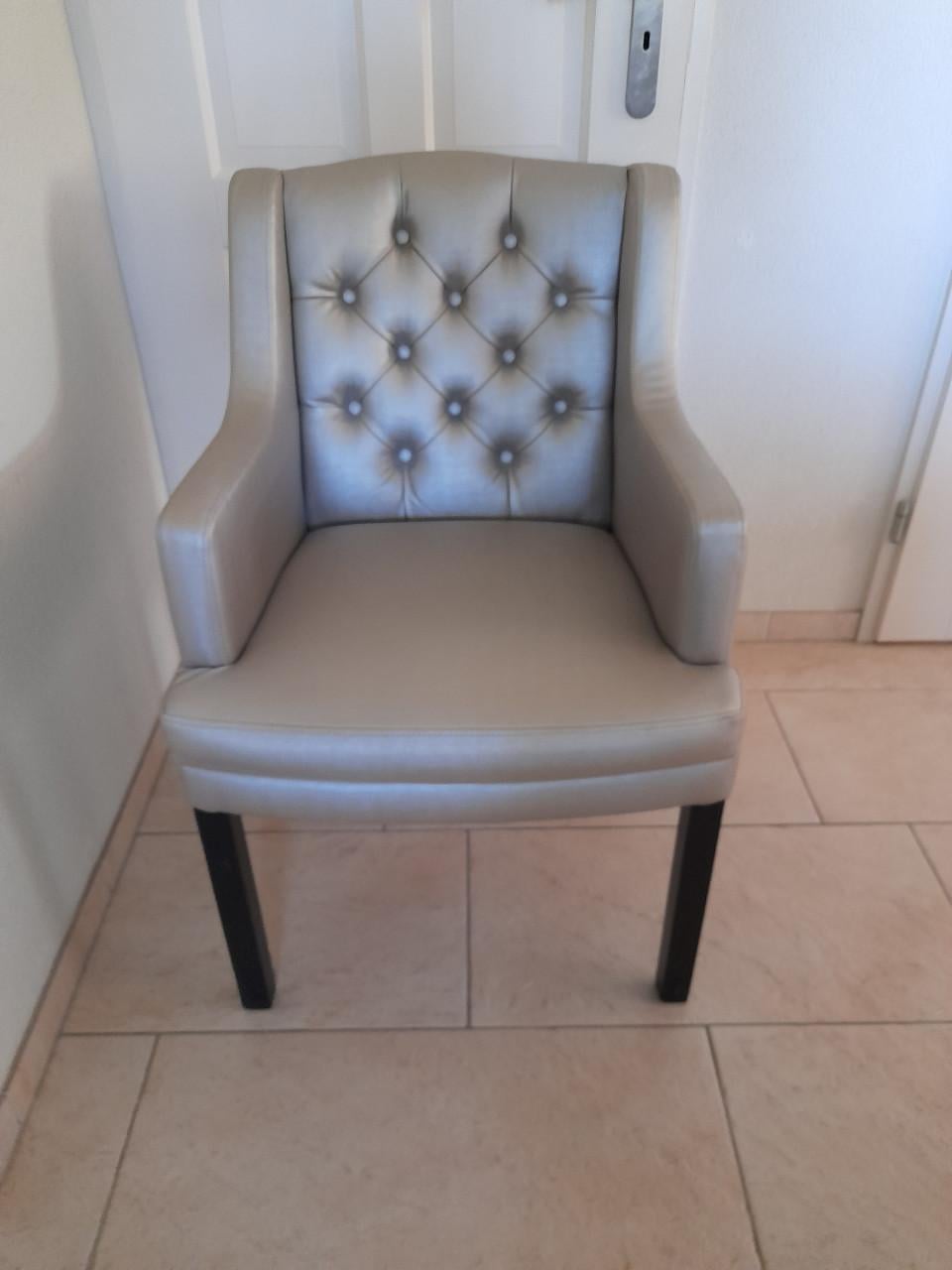 3 x OLAV HOME Fauteuil (z.g.a.n.)