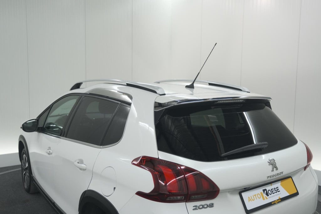 Peugeot 2008 puretech 130 allure | camera | apple carplay | parkeersensoren