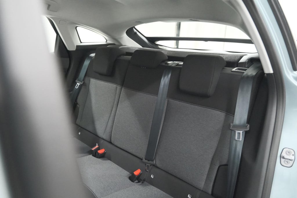 Citroen C4 puretech 130 plus | camera | apple carplay | parkeersensoren