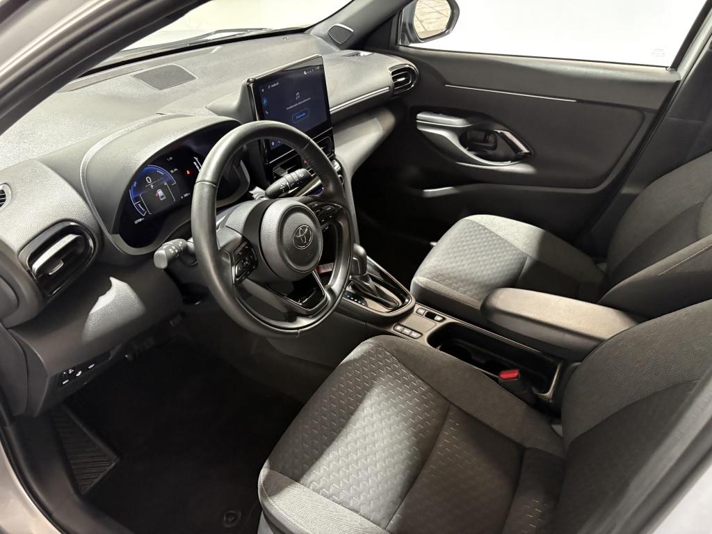 Toyota Yaris Cross 1.5 hybrid 115 first edition | bsm | pdc |