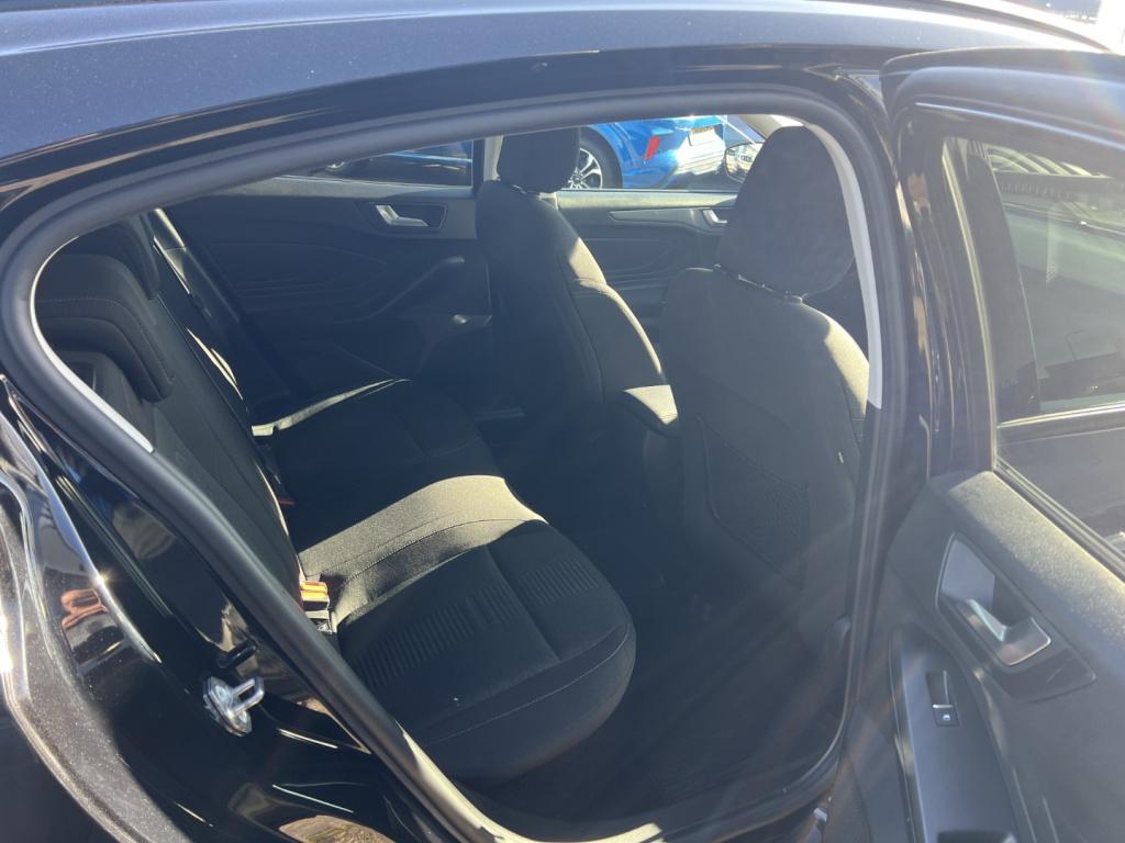 Ford Focus 1.0 ecoboost 125pk active business | trekhaak | carplay