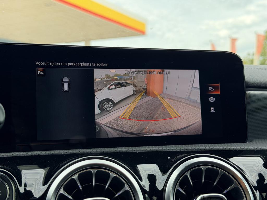 Mercedes-Benz Cla shooting brake 250 e business solution amg limited