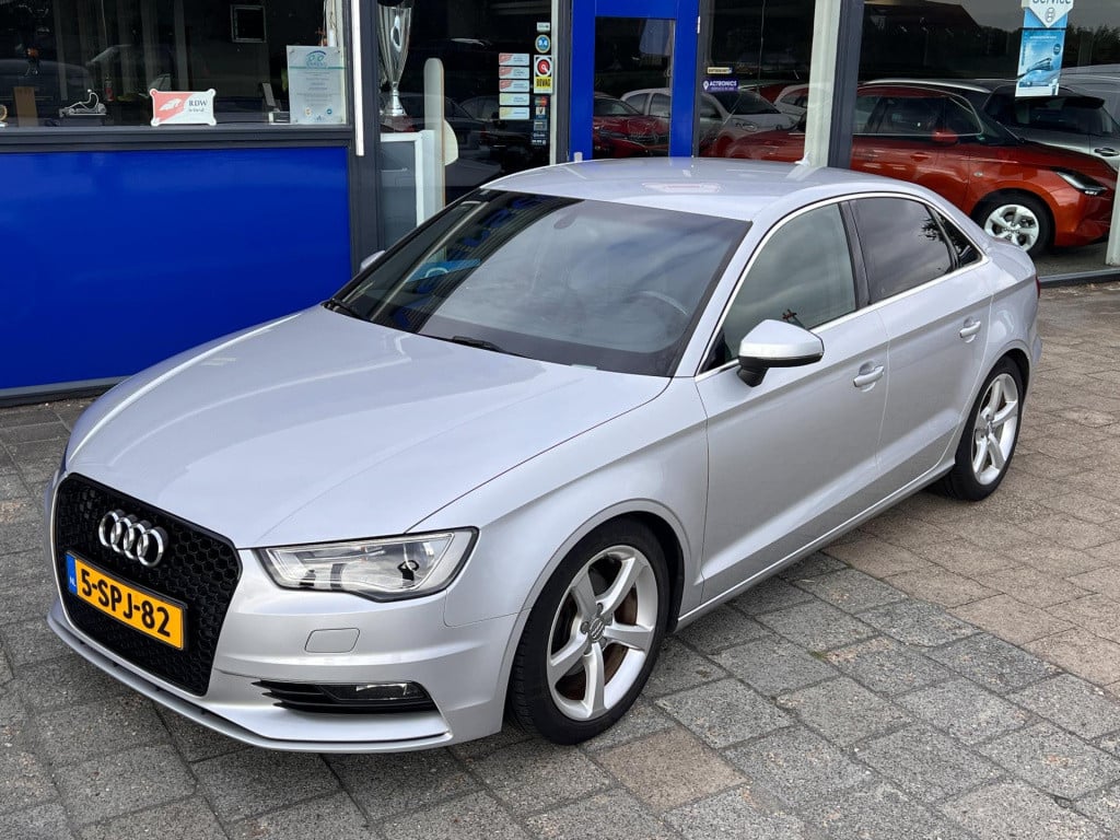 Audi A3 limousine 1.4 tfsi cod ambition pro line plus automaat, navi enz...