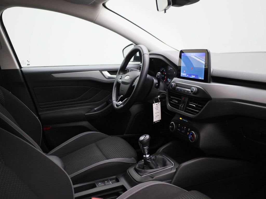 Ford Focus 1.0 ecoboost hybrid connected | parkeer sensoren | navigatie | c