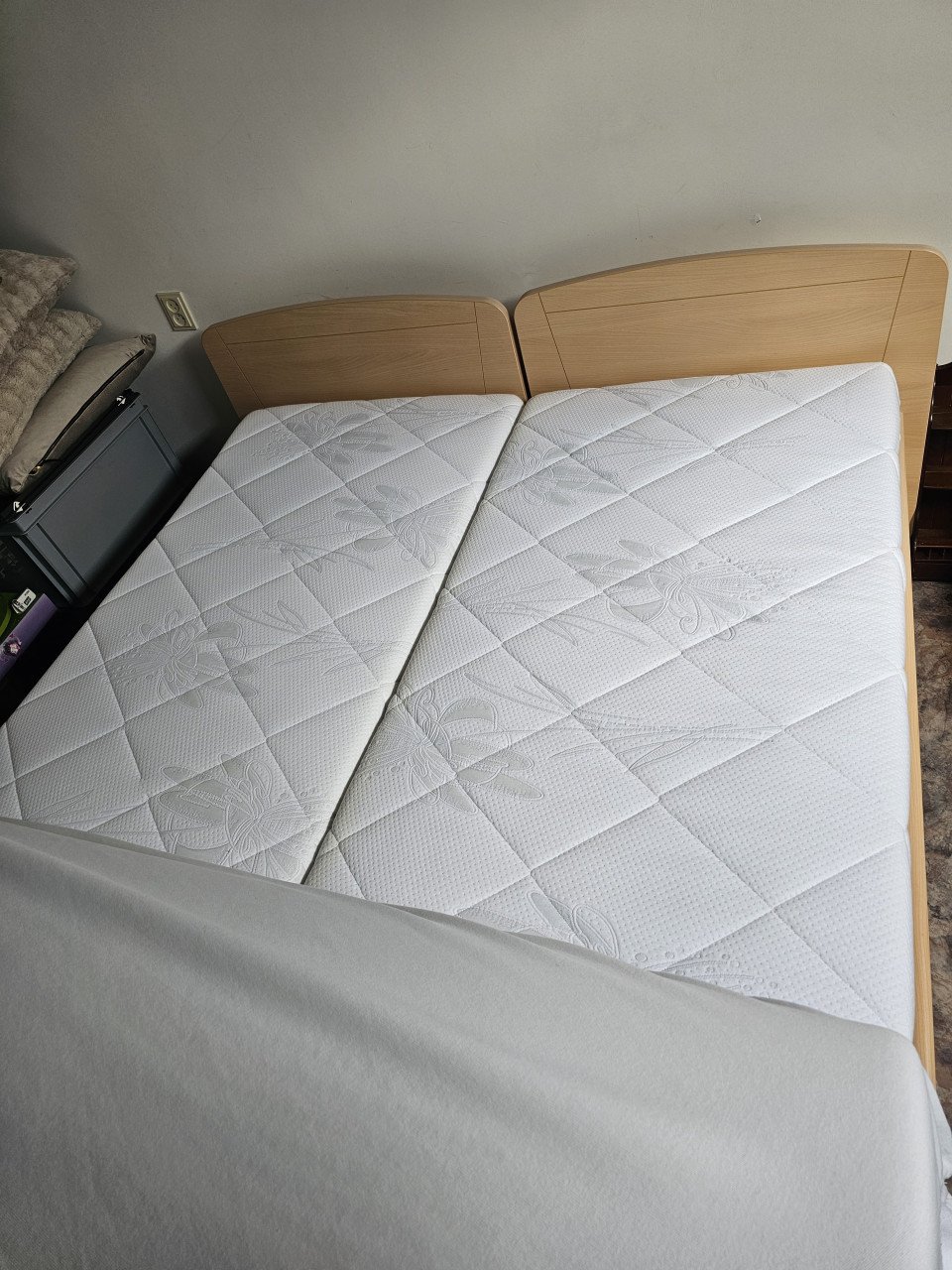 Tweepersoonsbed 2.10x1.60 zeer goed