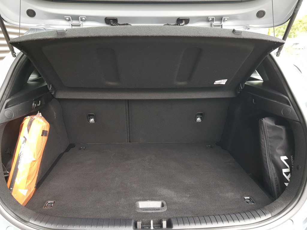 Kia Cee'd dynamicline 120pk