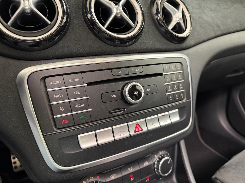 Mercedes-Benz A-Klasse 160 panoramadak | amg | edition