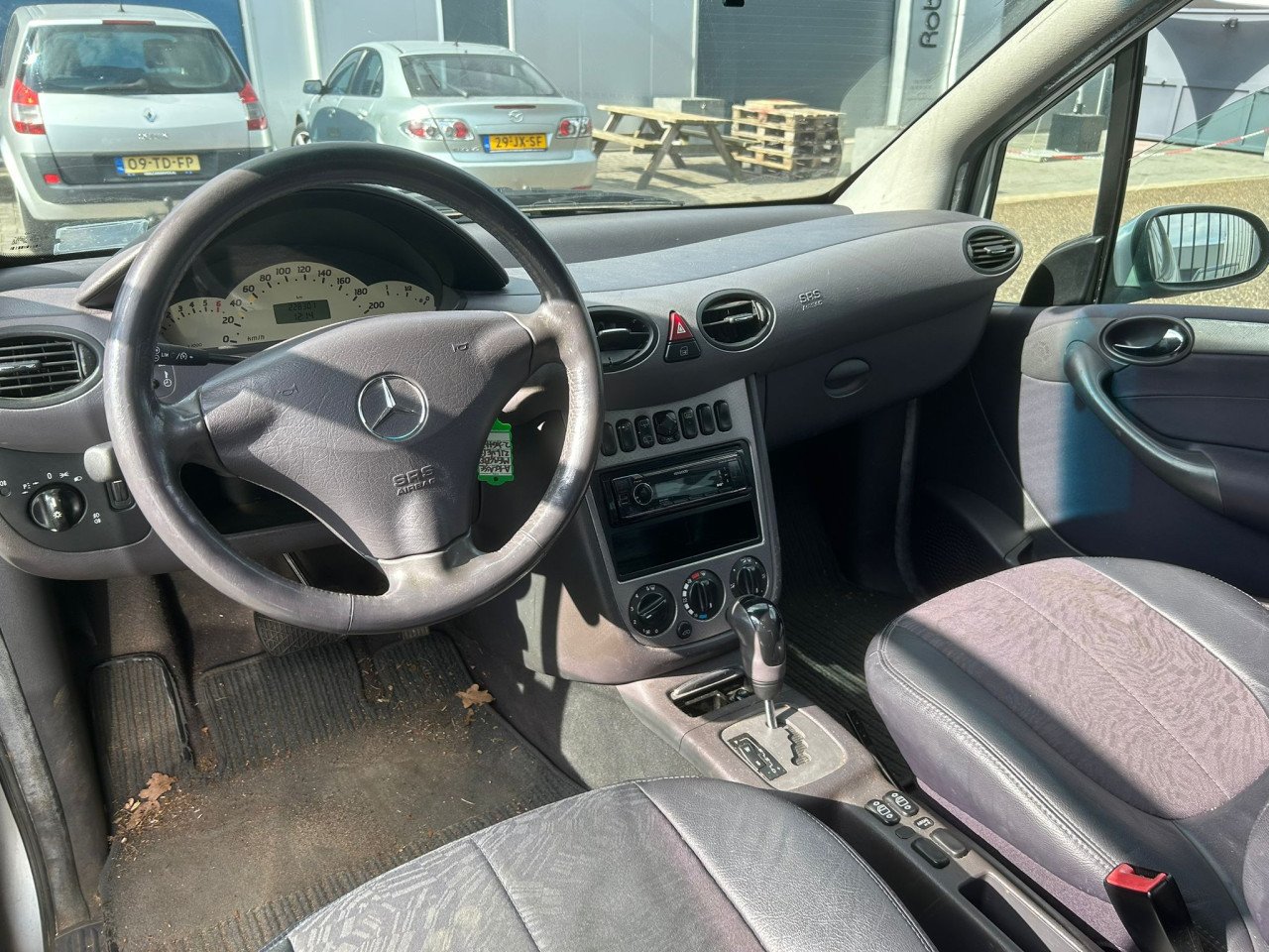 Mercedes-Benz A-klasse 190 Elegance AUTOMAAT/HALF LEDER