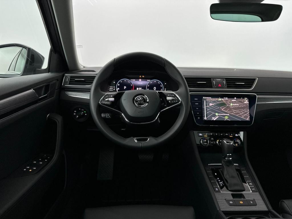 Skoda Superb combi 1.5 tsi business edition plus dsg7