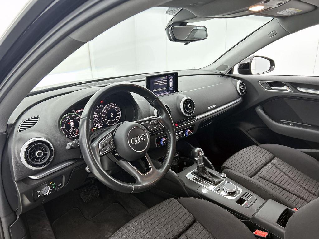 Audi A3 sportback 1.4 e-tron sport pro line plus | automaat | trekhaak | na