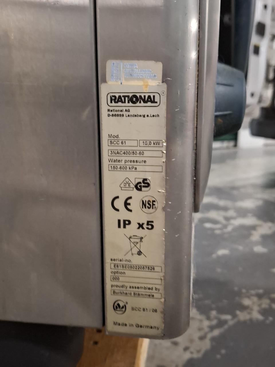 Rational self cooking centre