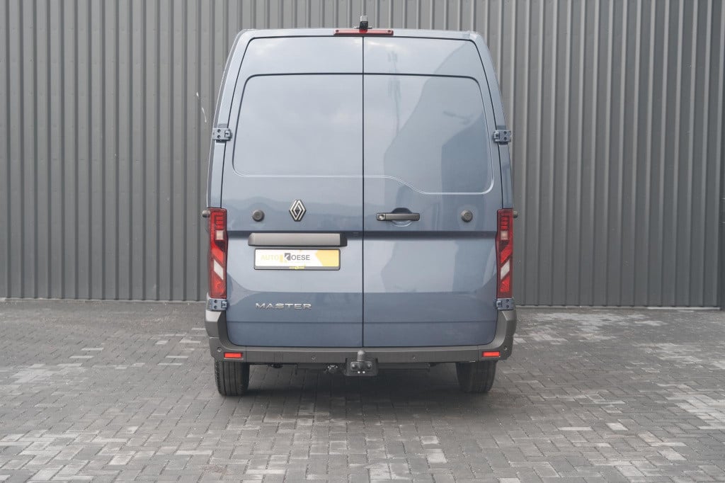 Renault Master t35 2.0 dci 170 l3h2 extra | trekhaak | camera | vloerplaat 