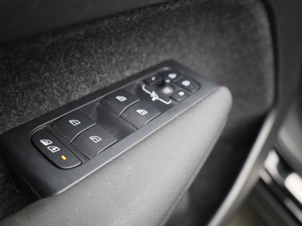 Volvo XC40 recharge core | 1e-eig. | navi | camera | carplay | led koplampe