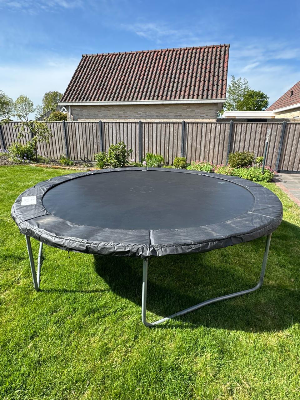 Trampoline, rond 366 groot