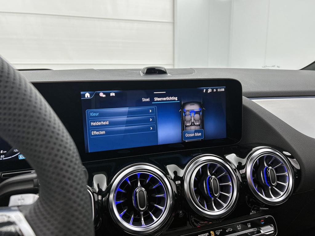 Mercedes-Benz Gla-klasse 250 e business solution amg | premium plus | night