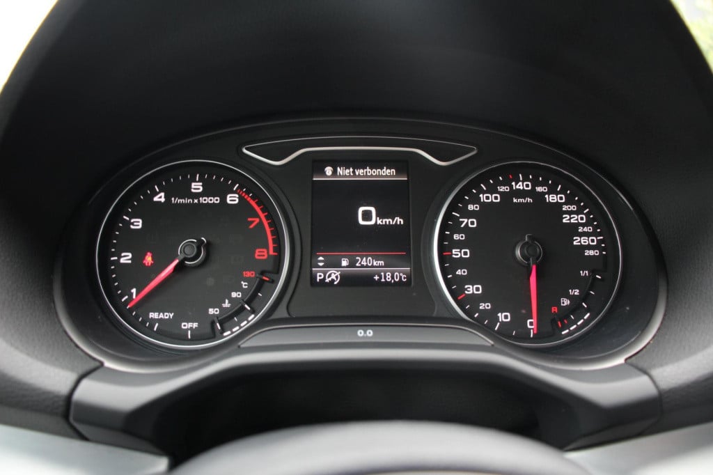 Audi Q2 1.4 tfsi act sport 150pk s-tronic - led - navi - adap cruise - matr