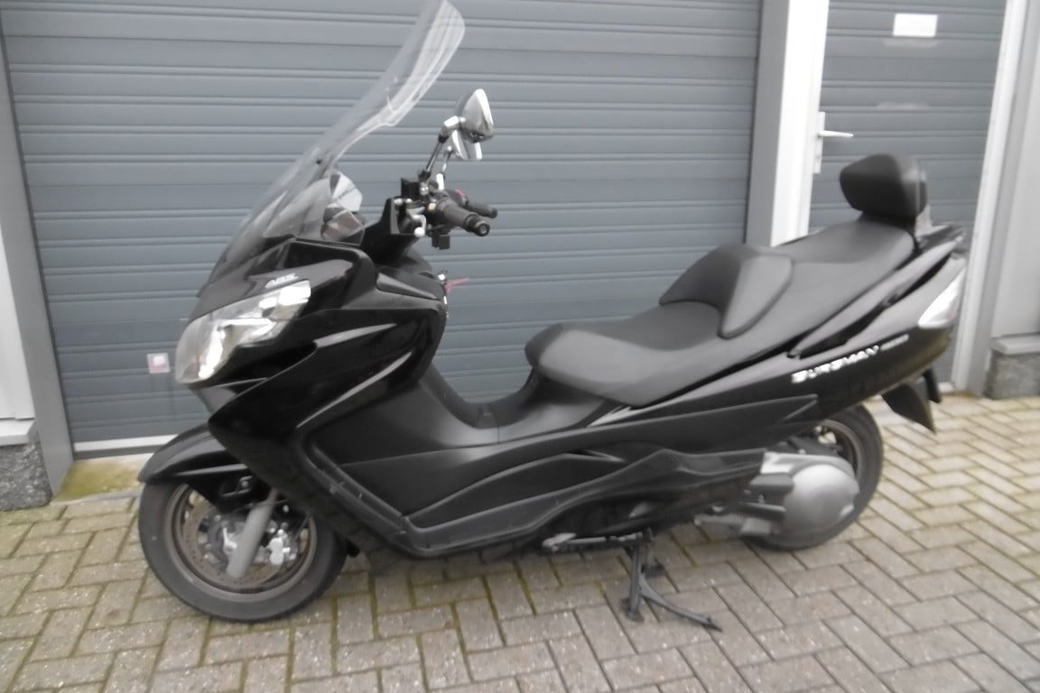 Suzuki AN400 Burgman uit 2013 met ABS, nette motorscooter, rijklaar €2795,-