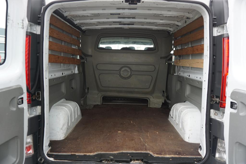 Renault Trafic 2.0 dci t29 l2h1 générique dc marge - dubbel cabine - elektr