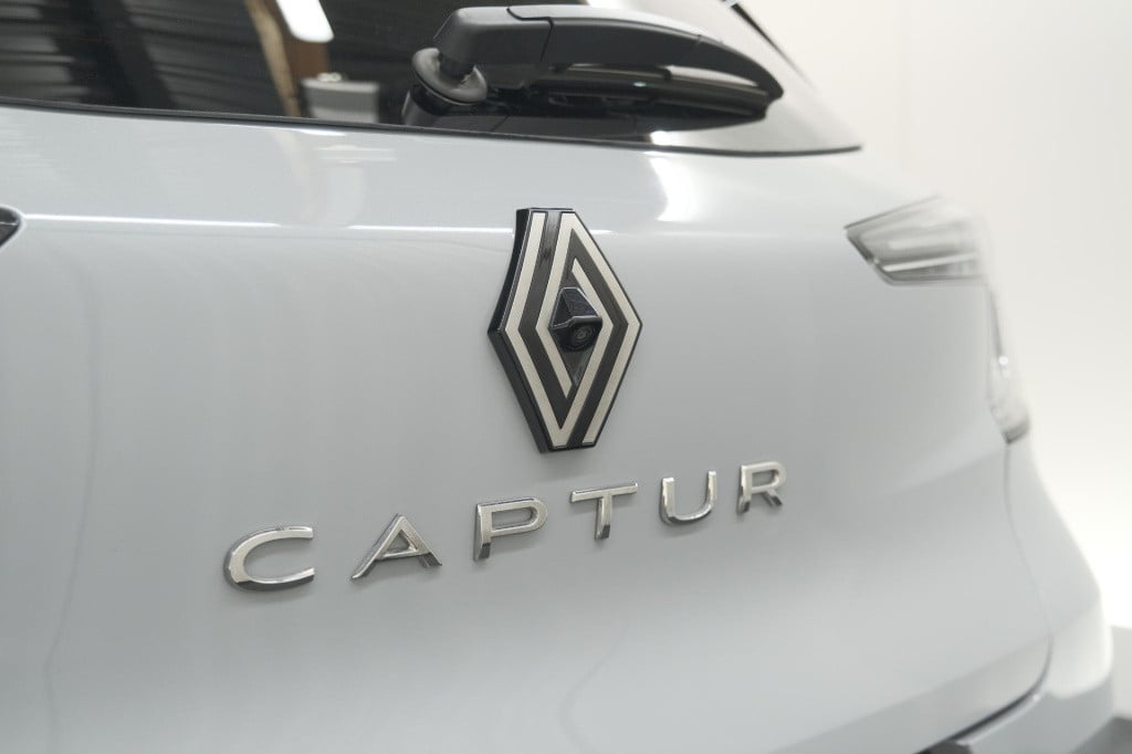 Renault Captur tce 90 techno | nieuw model | camera | navigatie | apple car
