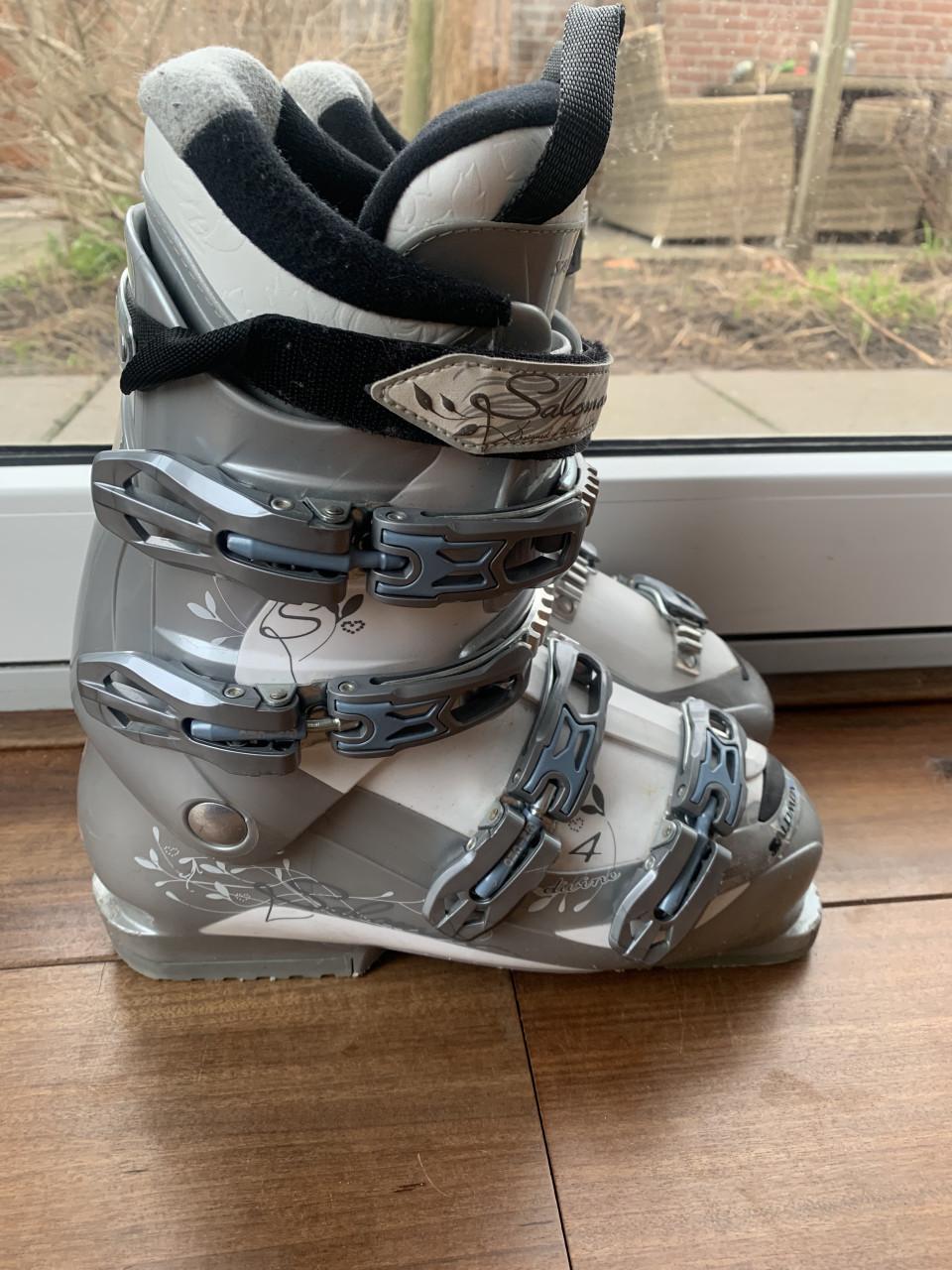 Dames Skischoenen salomon maat 26, 39 / 40