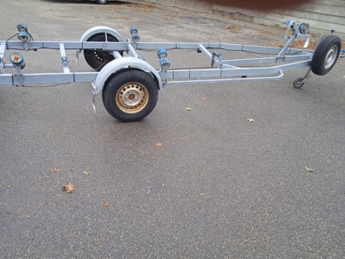 Boten trailer