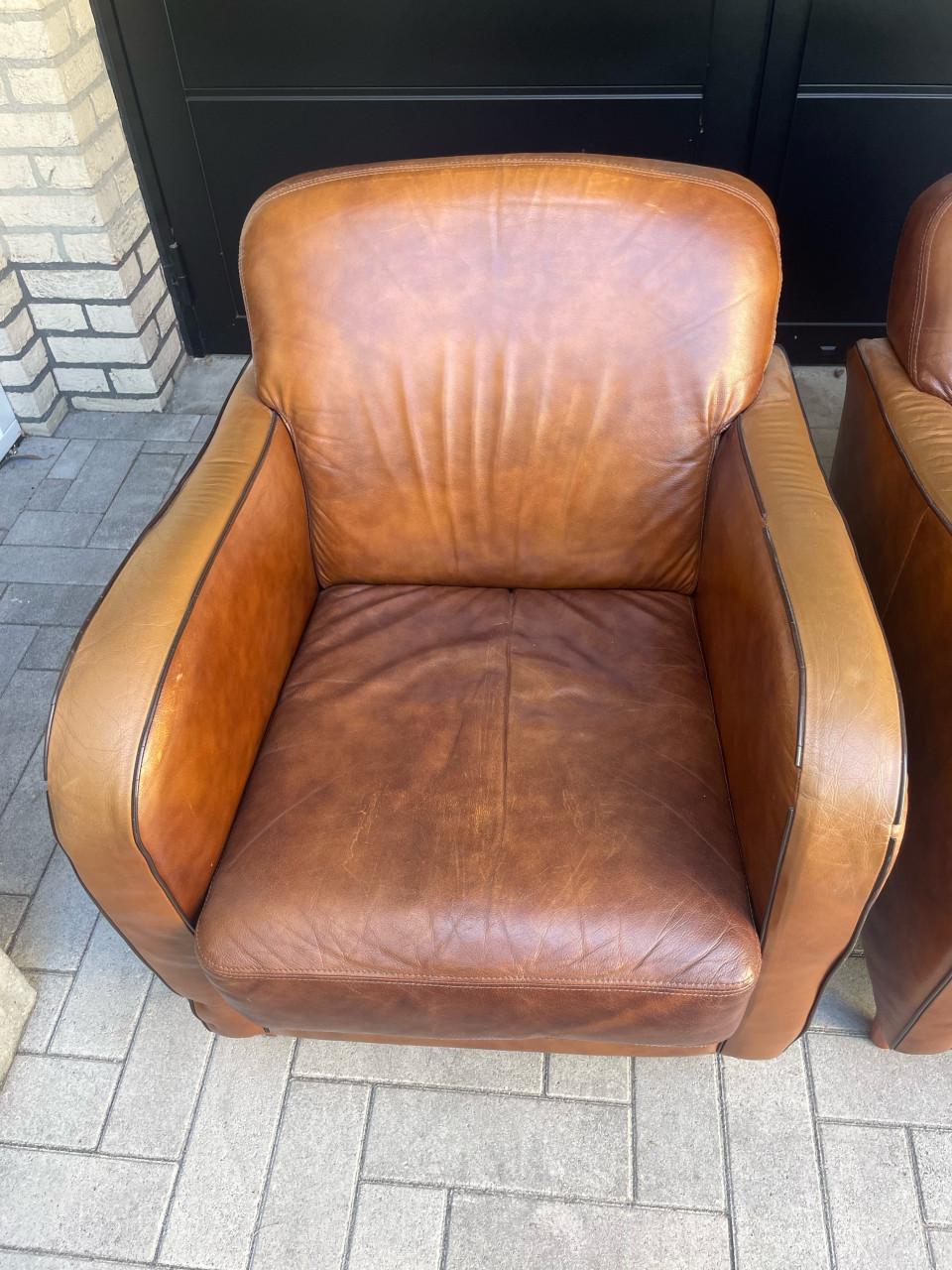 Gratis af te halen 2 leren stoelen