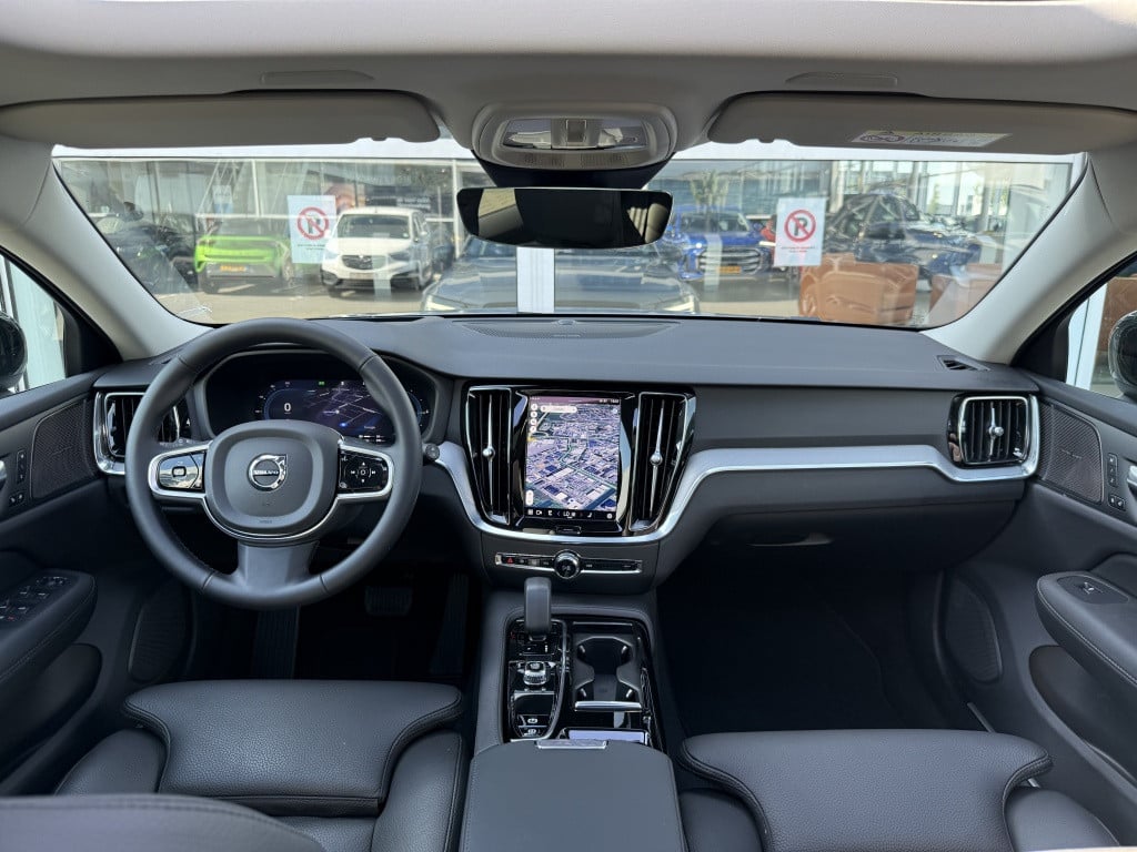 Volvo V60 v60 t6 twin engine awd plus dark