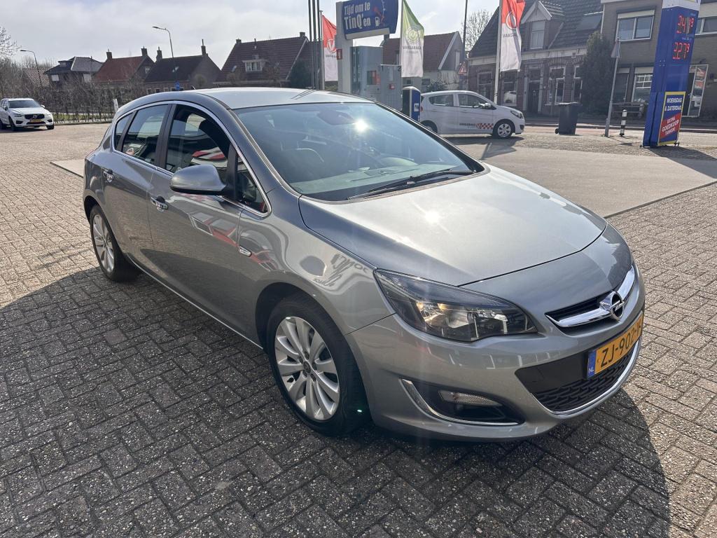 Opel Astra 1.4 turbo blitz