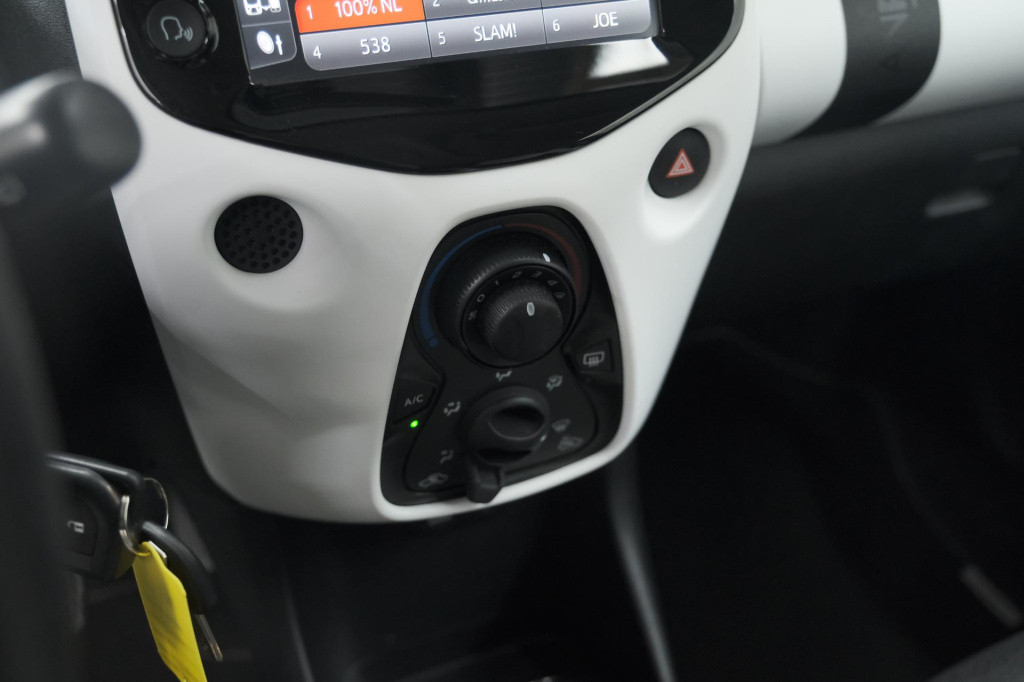 Citroen C1 1.0 vti urban ride | camera | apple carplay | getint glas | 5 de