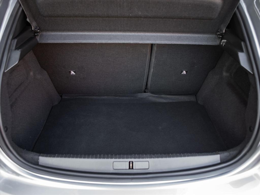 Peugeot 208 1.2 puretech 100pk allure | camera | navigatie | apple/android 