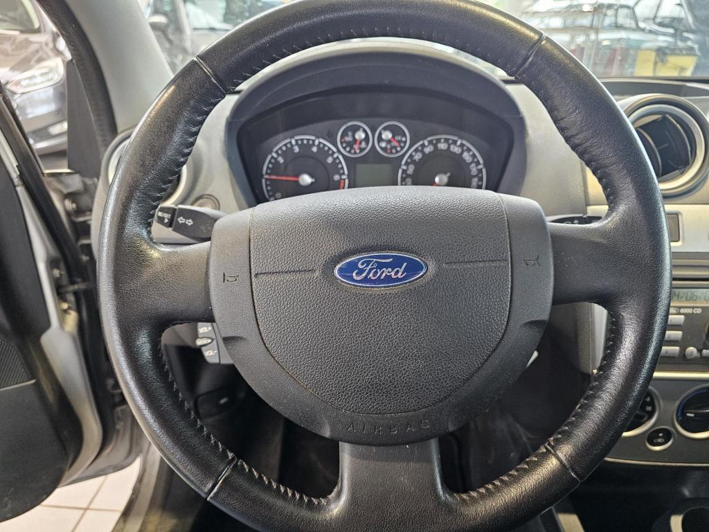 Ford Fiesta 1.4-16v crossroad