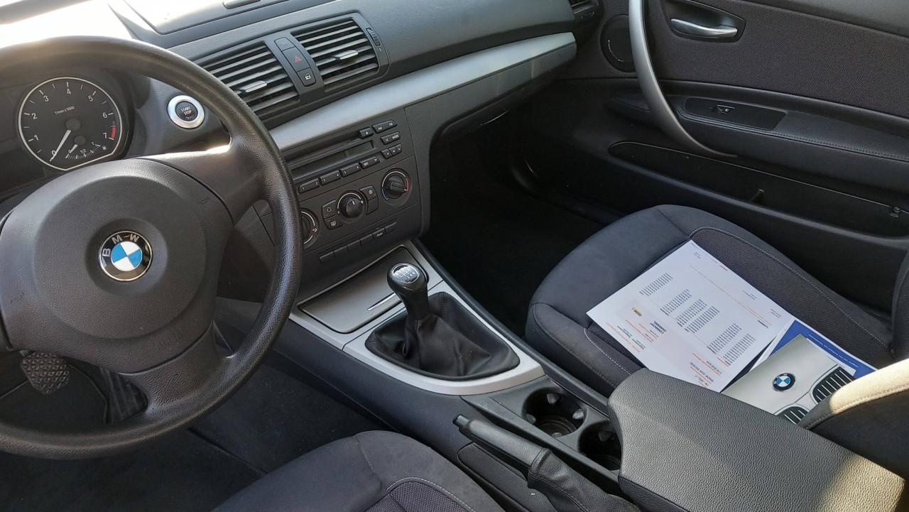 Bmw 1-SERIE 116i Corporate 3deurs bj:2009 airco lm-velgen apk 2027 !!!