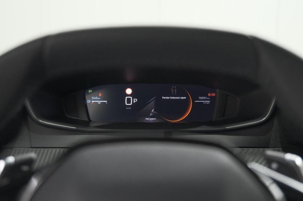 Peugeot 2008 1.2 hybrid 145 allure | apple carplay | climate control | park