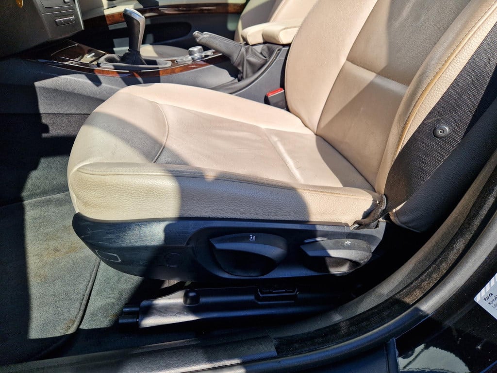 BMW 3-serie touring 320i business line style