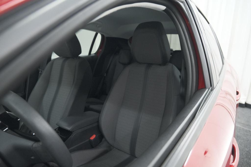 Peugeot 208 puretech 100 allure pack | camera | stoelverwarming | apple car