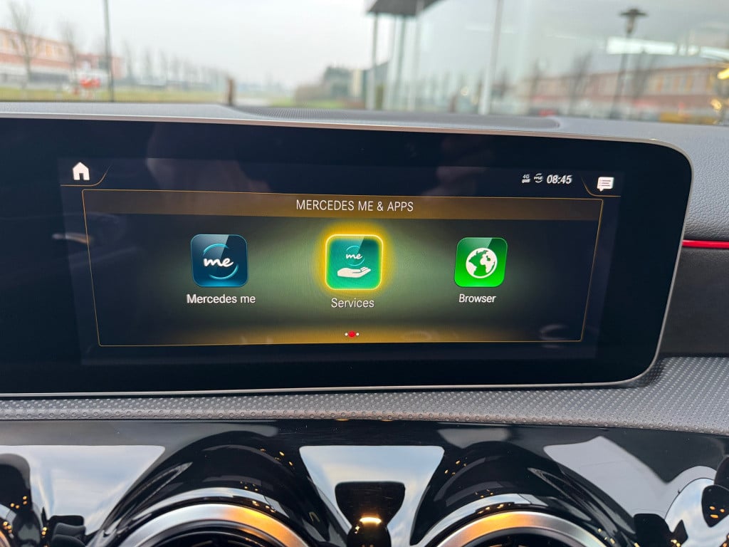Mercedes-Benz A-Klasse 180 business solution amg night -pakket automaat , p
