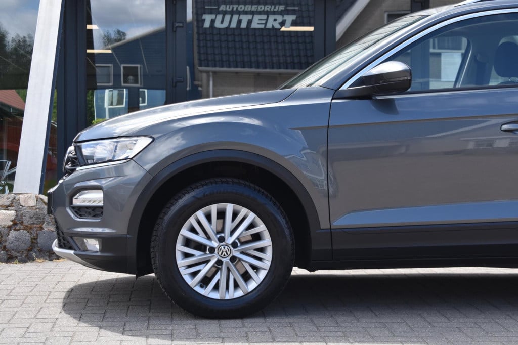 Volkswagen T-roc 1.0 tsi | camera | apple carplay | android auto | navigati