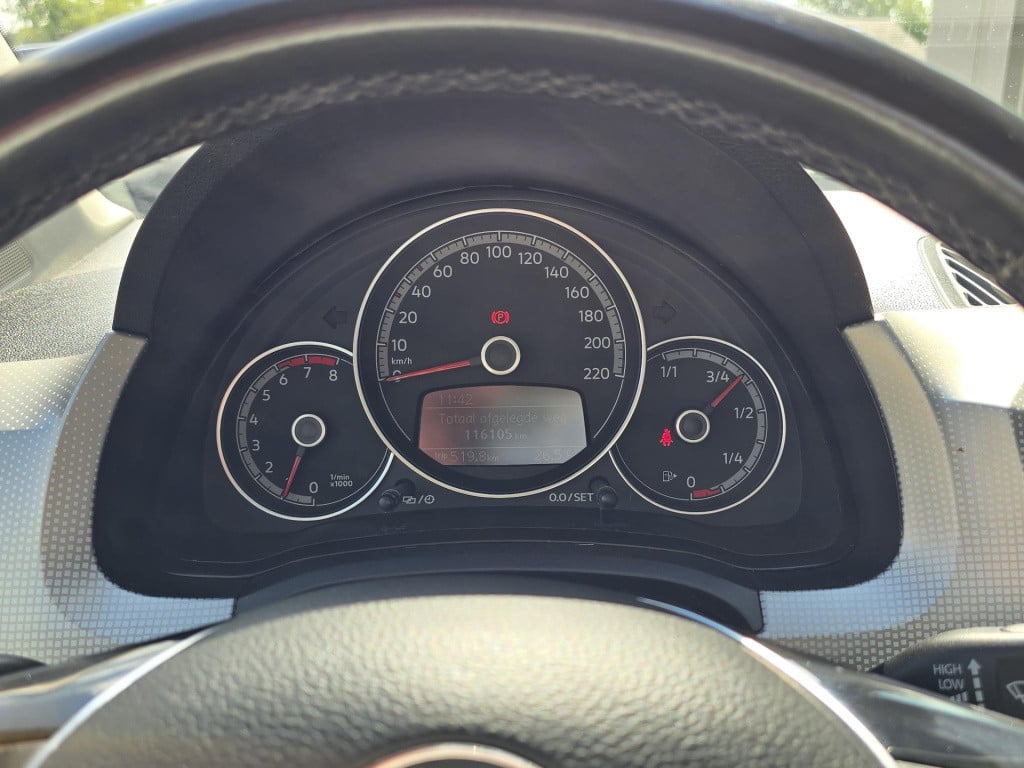 Volkswagen UP! 1.0 bmt high up!