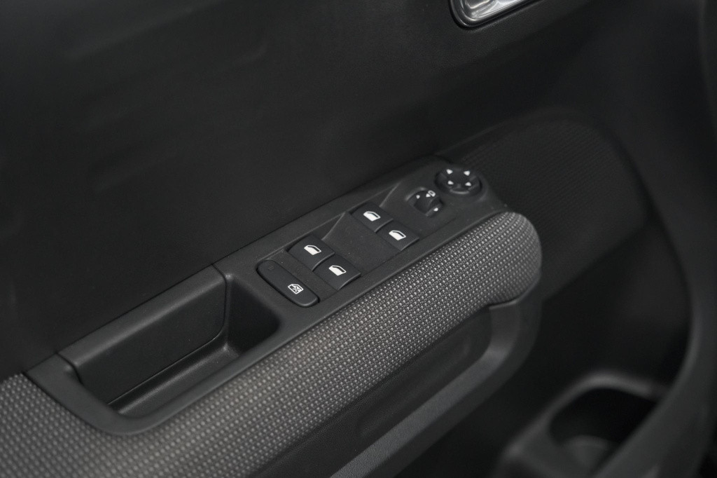 Citroen C3 Aircross puretech 130 eat6 max | camera | navigatie | apple carp