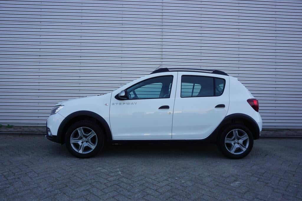 Dacia Sandero Stepway 0.9 tce sl automaat - 1e eigenaar / airco / navi / cr