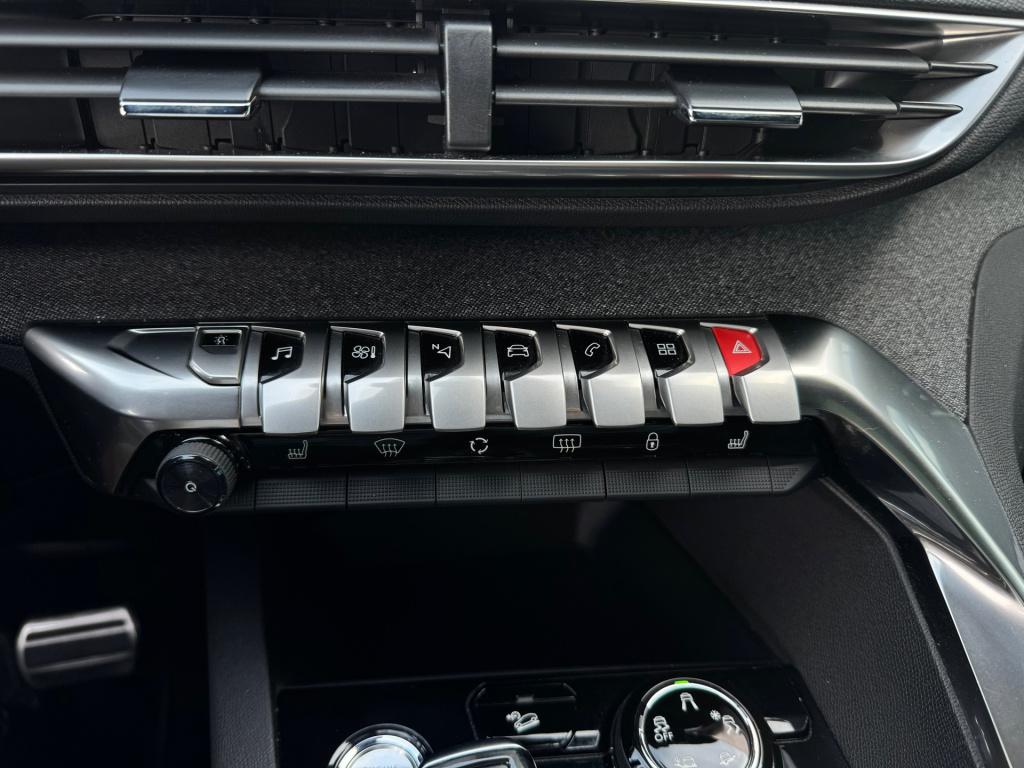 Peugeot 3008 1.2 puretech crossway * gt line * pano *