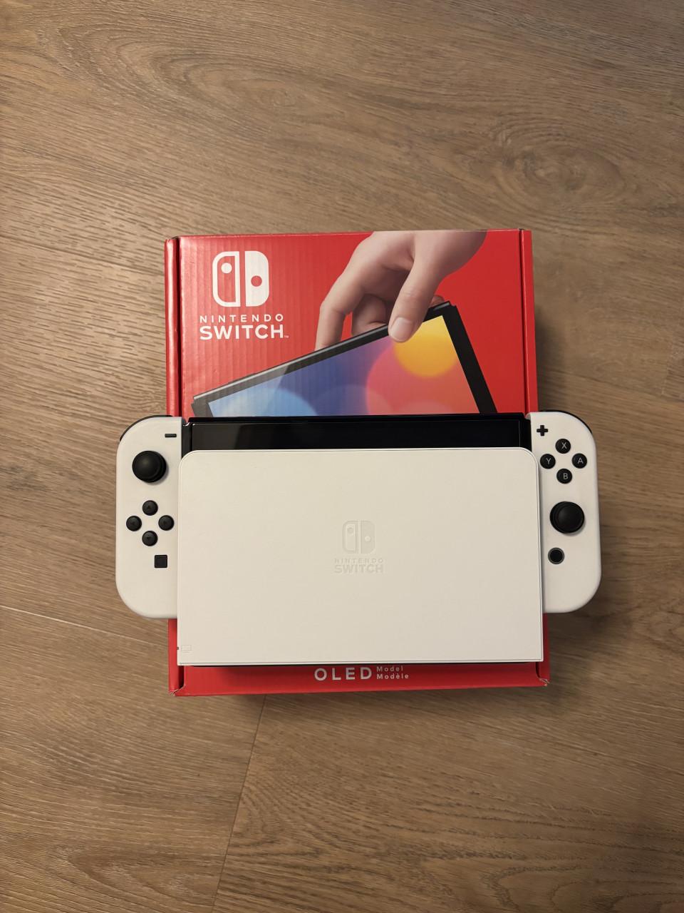 Nintendo Switch OLED Wit - Zo goed als nieuw
