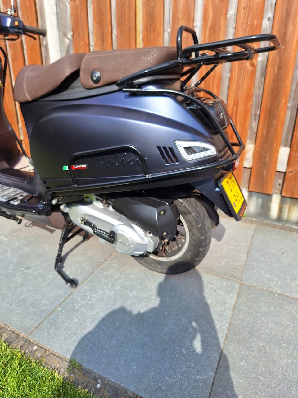 Turbho scooter- goed onderhouden!