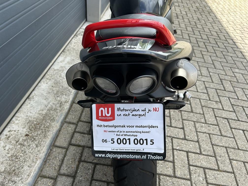 Suzuki GSR600 uit 2010 met slechts 9147 km!!, LeoVince/TopBlocks €3650,-