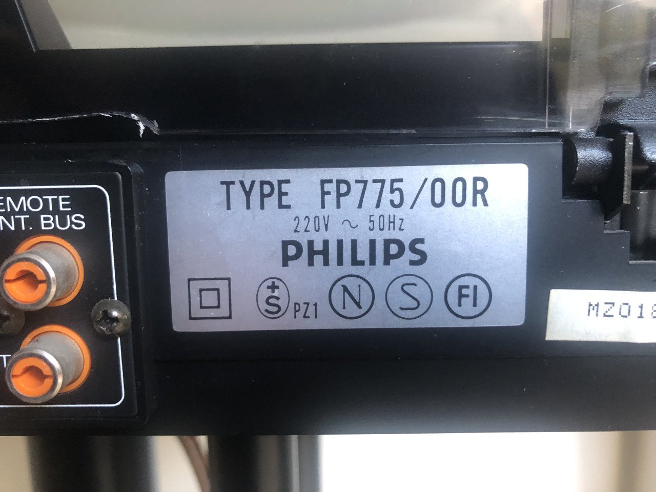 Tangentiale platenspeler van Philips FP775.