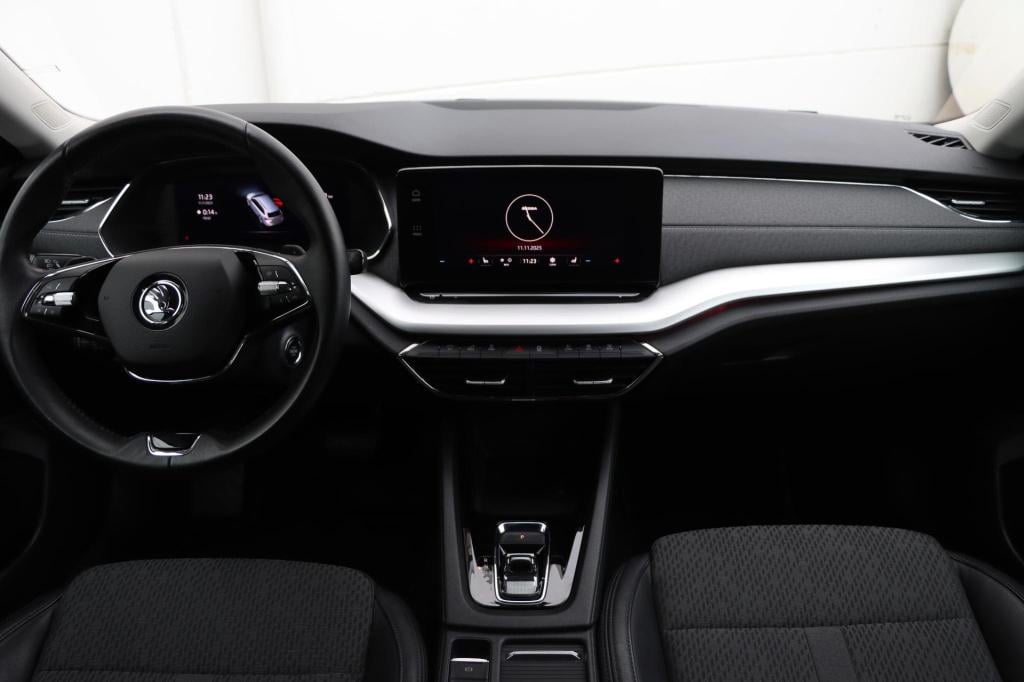 Skoda Octavia combi 1.5 e-tsi business edition plus dsg7 150pk