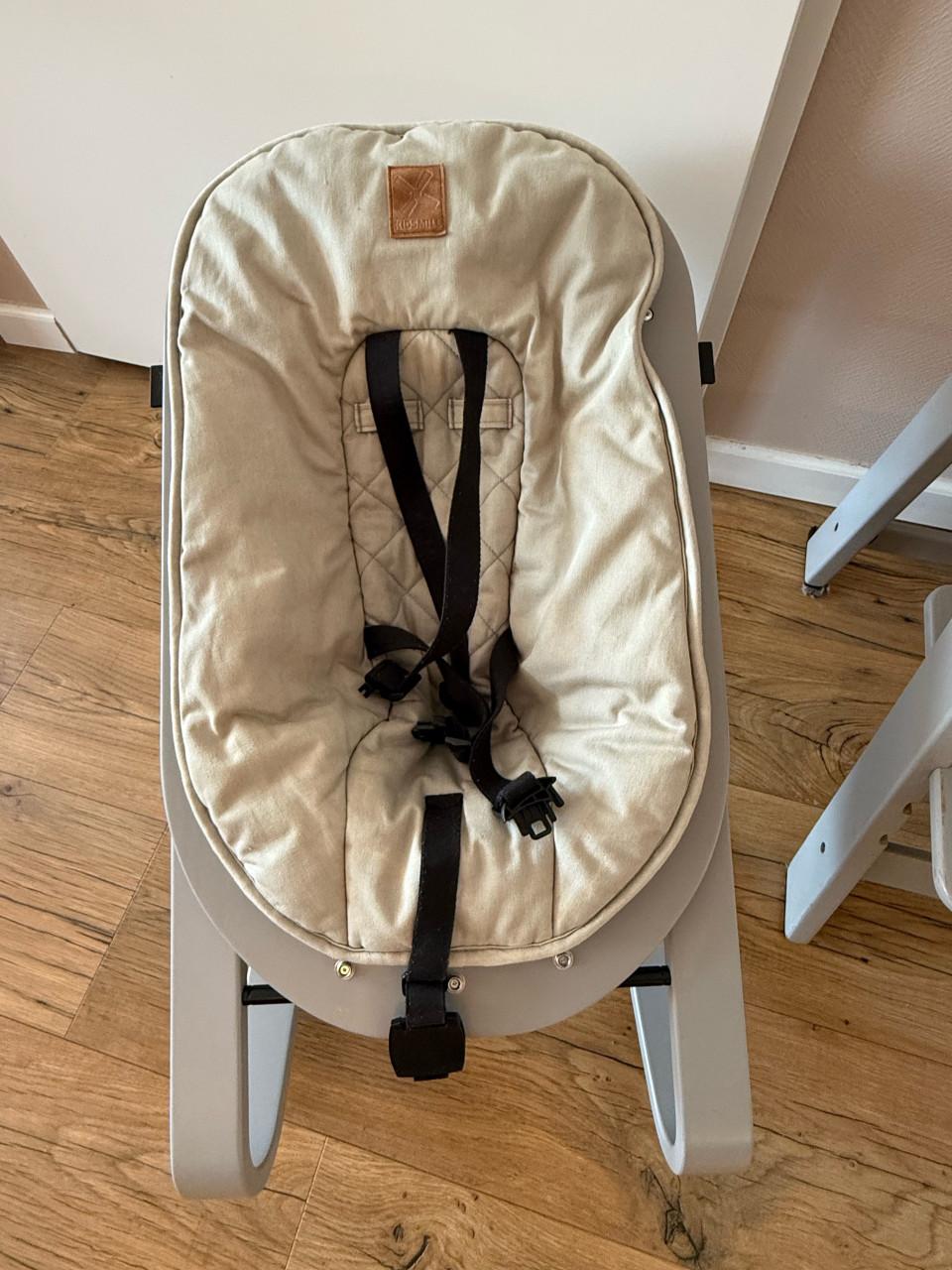 Kidsmill Up!Kinderstoel -baby/newbornset-onderstel wipstoel