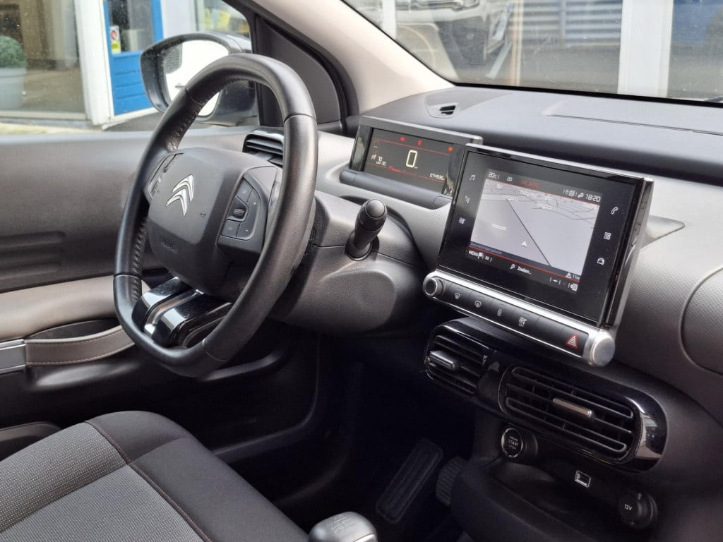 Citroen C4 Cactus 1.2 110 shine nav/clim/cam